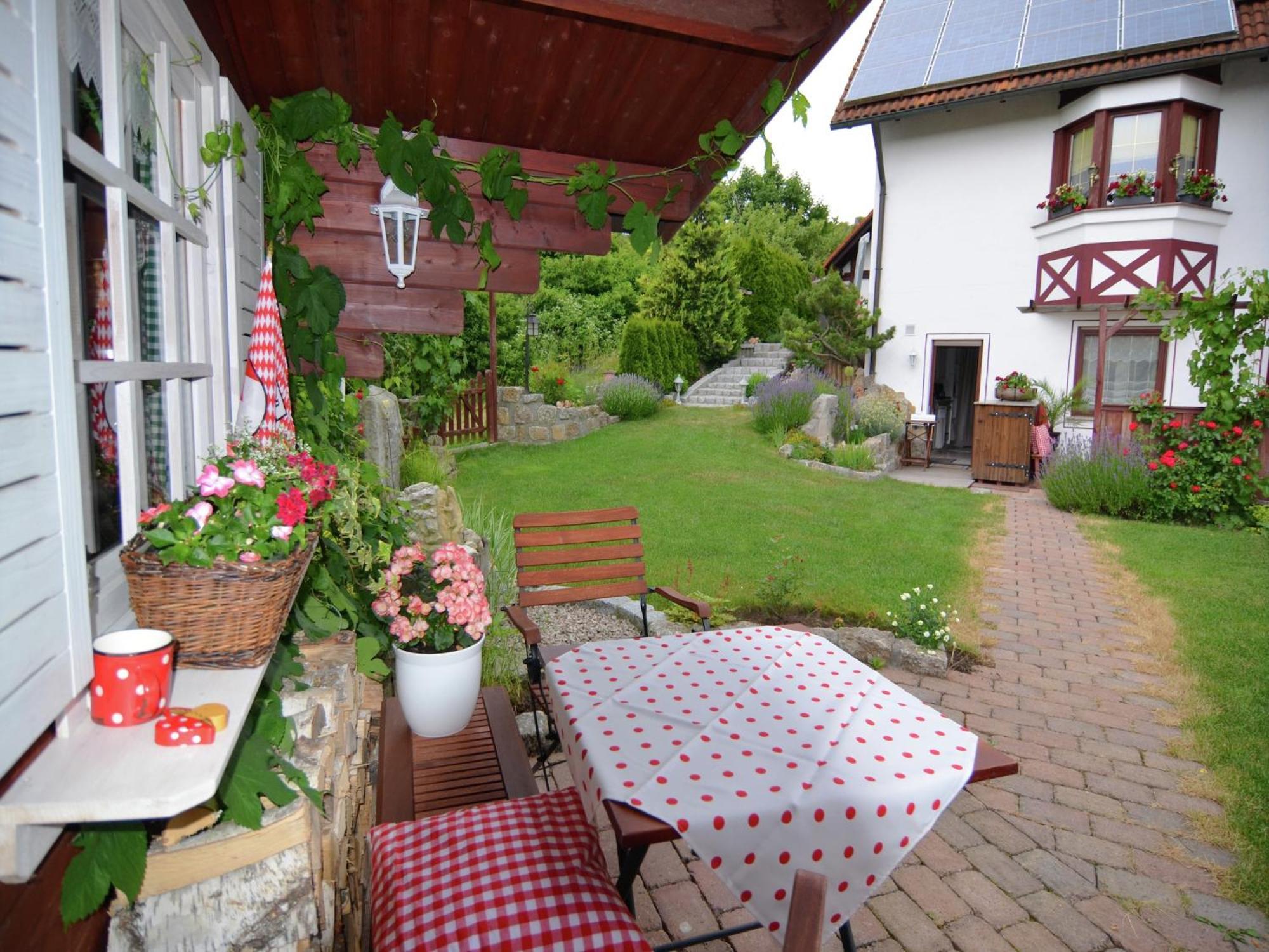 Quaint Apartment In Zeil Am Main With Terrace Extérieur photo